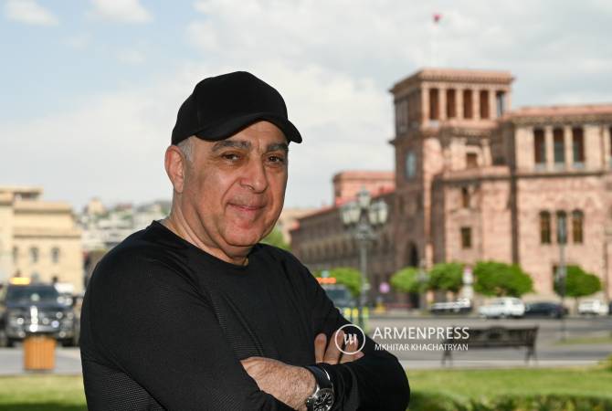 Ազնավուրով երկար տարիներ ենք հպարտանալու՝ ասելով, որ նա հայ է. Արա 
Գևորգյան