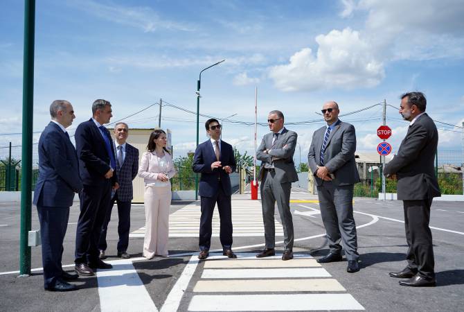 Ermenistan Devlet Gelir Komitesi Başkanı ve AB Elçisi Margara sınır kapısını ziyaret etti