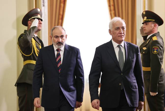 حفل تكريم رسمي بمناسبة عيد الجمهورية في مقر إقامة رئيس الجمهورية الأرمنية