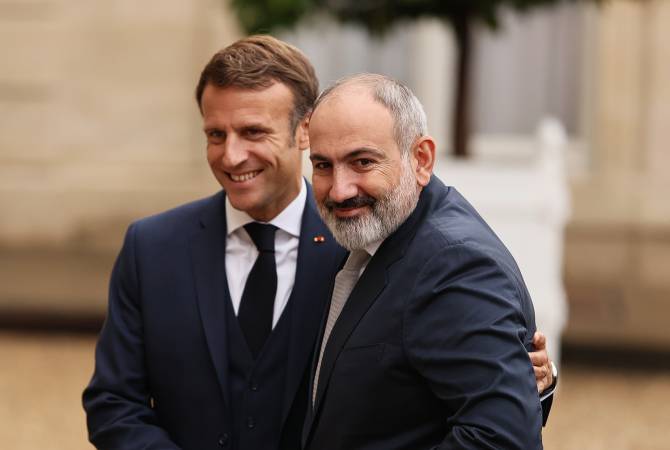 محادثة هاتفية بين الرئيس الفرنسي ورئيس الوزراء الأرمني وماكرون يهنّئ باشينيان بعيد ميلاده