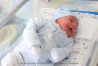 
В Ереване за 21-27апреля родились  385 младенцев
