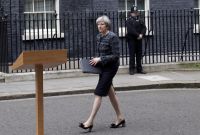 Мэй объявила о прекращении деятельности парламента Великобритании