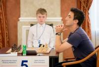 أعضاء منتخب أرمينيا للناشئين يتصدرون ترتيب البطولة الدولية للشطرنج «نجوم العالم للشباب» 
بكيريشي، روسيا
