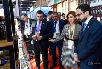 أرمينيا تشترك بمعرض شنغهاي الدولي للاستراد-حضر الافتتاح نائب رئيس الوزراء الأرميني تيكران أفينيان-