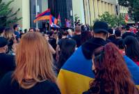 Մեր ոգին հանձնվել չգիտի. հայաշատ Գլենդելում Ադրբեջանի սադրանքների դեմ բողոքի 
ցույցեր են