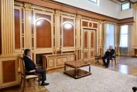 Президент Армении встретился с председателем партии «Родина»

