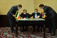 Министр экономики  Армении и его иранский коллега подписали меморандум
