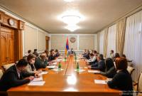 
Le Président de l'Artsakh préside la réunion du conseil d'administration de l'Université 
technologique de ChouChi

