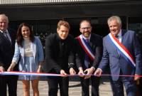 Inauguration officielle du Forum des Arts Charles Aznavour à Montigny-le Bretonneux, France