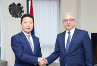 Le vice-ministre des affaires étrangères du Japon souligne le rôle des coprésidents de l'OSCE 