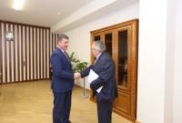 Minister Sanosyan, Ambassador Kopecky discuss issue of production of small aircrafts by Czech 
company in Stepanavan
