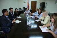 Reciben al representante del British Council en el ministerio de Educación de Armenia