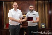 El “Ferrocarril del Cáucaso Sur” condecoró al ministro de Situaciones de Emergencia de Armenia