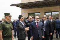 Ermenistan Başbakanı, Bagrataşen Gümrük Kapısı'nı ziyaret etti
