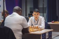 Айк Мартиросян отстает от лидера на одно очко: ЧМ по быстрым и блиц шахматам 