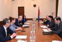 Министр финансов Армении и вице-президент ЕБРР коснулись текущих и 
предстоящих проектов