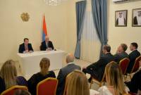 President meets Armenian community in Qatar, business opportunities involving Diaspora 
discussed  