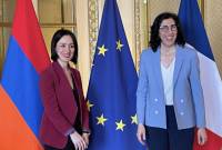 La ministre d’Education d’Arménie a rencontré à Paris Rima Abdul-Malak la ministre 
française de la Culture