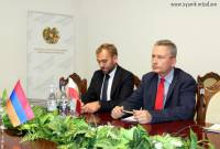 السفير البولندي بأرمينيا يقدّم المشاريع المنفذة في مقاطعة سيونيك بمساهمة الجانب البولندي