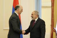 Armenian PM meets with UK Minister for Europe Leo Docherty
