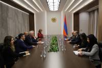 Секретарь Совета безопасности Армении принял делегацию группы дружбы Литва-
Армения 
