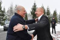 Aliyev a invité Loukachenko à visiter l'Azerbaïdjan

