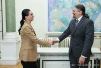 Генеральный прокурор Армения приняла координатора госдепартамента США по 
борьбе с глобальной коррупцией