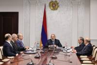 Ermenistan Ulusal Güvenlik Teşkilatı Başkanı, Başbakan Nikol Paşinyan'a teşkilatın faaliyet 
raporunu sundu
