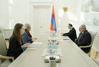 Le Premier ministre a reçu la nouvelle Ambassadrice de Norvège en Arménie