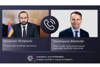 Les ministres des Affaires étrangères de l'Arménie et de la Pologne abordent la question 
de la sécurité dans le Caucase 