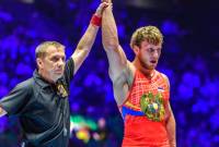 Aleksanyan enters semi-finals at European wrestling championships
