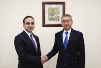 Мэр Еревана и посол Казахстана обсудили подписание соглашения между Ереваном 
и Астаной