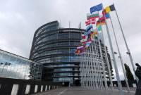 European Parliament urges Azerbaijan to ensure safe return of Armenian population to 
Karabakh under strong guarantees