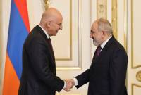 Le Premier ministre Pashinyan a reçu la délégation conduite par le ministre de la Défense 
de la Grèce