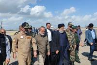 Le Président iranien visite les zones touchées par les inondations au Sistan-Baloutchistan