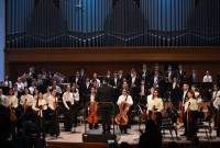 «Երևան» պատանեկան սիմֆոնիկ նվագախումբը հանդես կգա աշխարհահռչակ 
ջութակահար Ավգուստին Հադելիխի հետ
