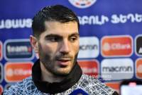 Член сборной Армении по футболу Артур Миранян с серьезным настроем готовится к 
предстоящим товарищеским матчам