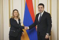 Ermenistan Ulusal Meclisi Başkanı Fransız parlamento heyetini kabul etti