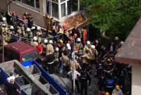 Число погибших при пожаре в жилом доме в центре Стамбула выросло до 27