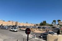 بطريركية الأرمن في القدس تطالب الحكومة الإسرائيلية بإجابة بخصوص عملية الترحيل التي بدأتها 
الشرطة من الحي الأرمني