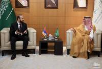 أرمينيا والسعودية تتفقان على توسيع التعاون بمجالات التعليم والعلوم والثقافة-بداية زيارة وزير 
الخارجية ميرزويان للسعودية-