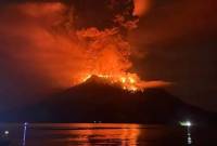Indonesian volcano eruption forces evacuations, airport closure