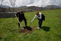 Se plantarán árboles frutales en apoyo a Rubén Vardanyan y los compatriotas detenidos 
alrededor del Monasterio de Tatev