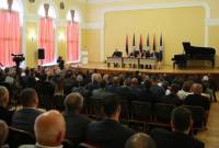 Nikol Pashinyan a tenu une réunion du groupe d'initiative du parti Contrat Civil à Vanadzor