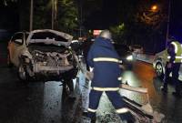 На ереванском проспекте Мясникяна столкнулись четыре автомобиля