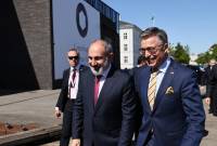 رئيس الوزراء باشينيان يلتقي الأمين العام السابق للناتو راسموسن في كوبنهاكن وبحث عدة قضايا
