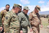 Министр обороны Армении проследил за ходом практического этапа стратегических 
командно-штабных учений
