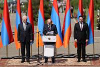 جمهورية أرمينيا هي دولة الإنسان ويجب أن تخدم الإنسان-رئيس الوزراء باشينيان بكلمة في مجمع 
ساردارابات التذكاري-