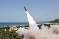 Северная Корея запустила около 10 ракет малой дальности