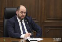 Arayik Harutyunyan: El personal del primer ministro continúa mejorando el trabajo del 
aparato estatal
